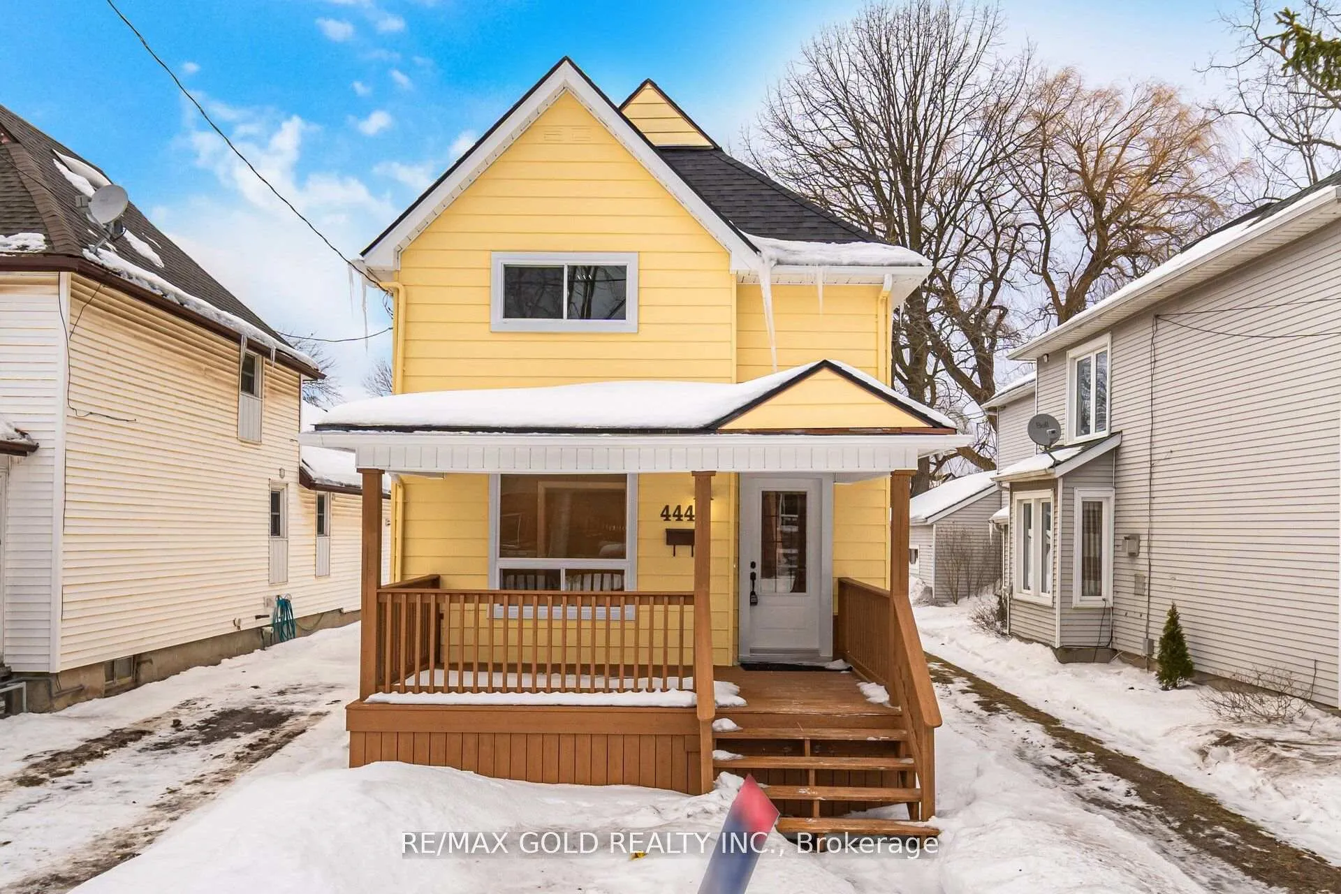 Photo 1 of 4445 Simcoe Street, Niagara Falls, Downtown — HOMEH