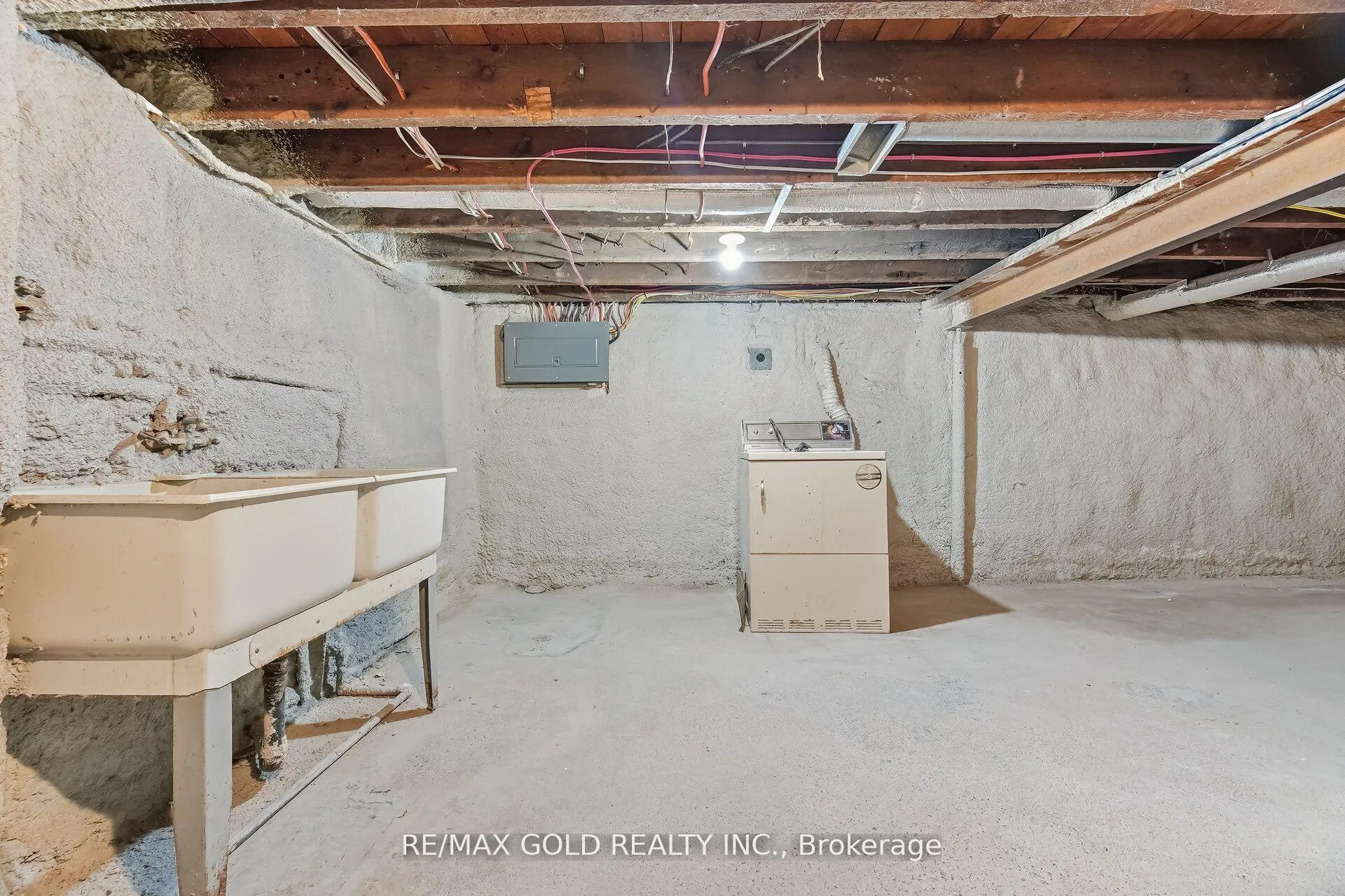 Photo 38 of 4445 Simcoe Street, Niagara Falls, Downtown — HOMEH