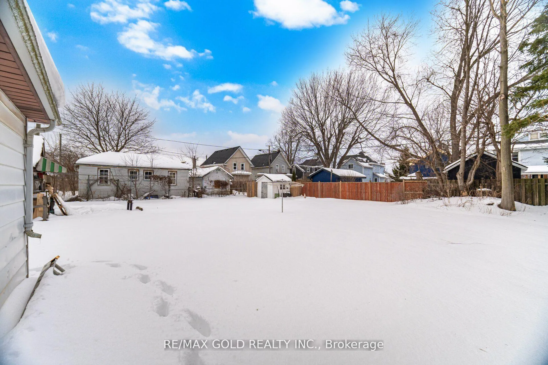 Photo 45 of 4445 Simcoe Street, Niagara Falls, Downtown — HOMEH