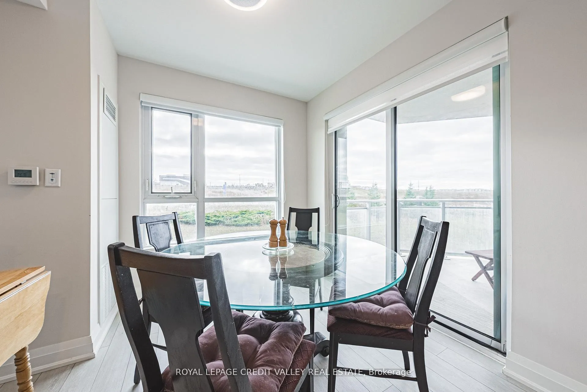 Photo 14 of Unit 317, 58 Lakeside Terrace, Barrie, Little Lake — HOMEH