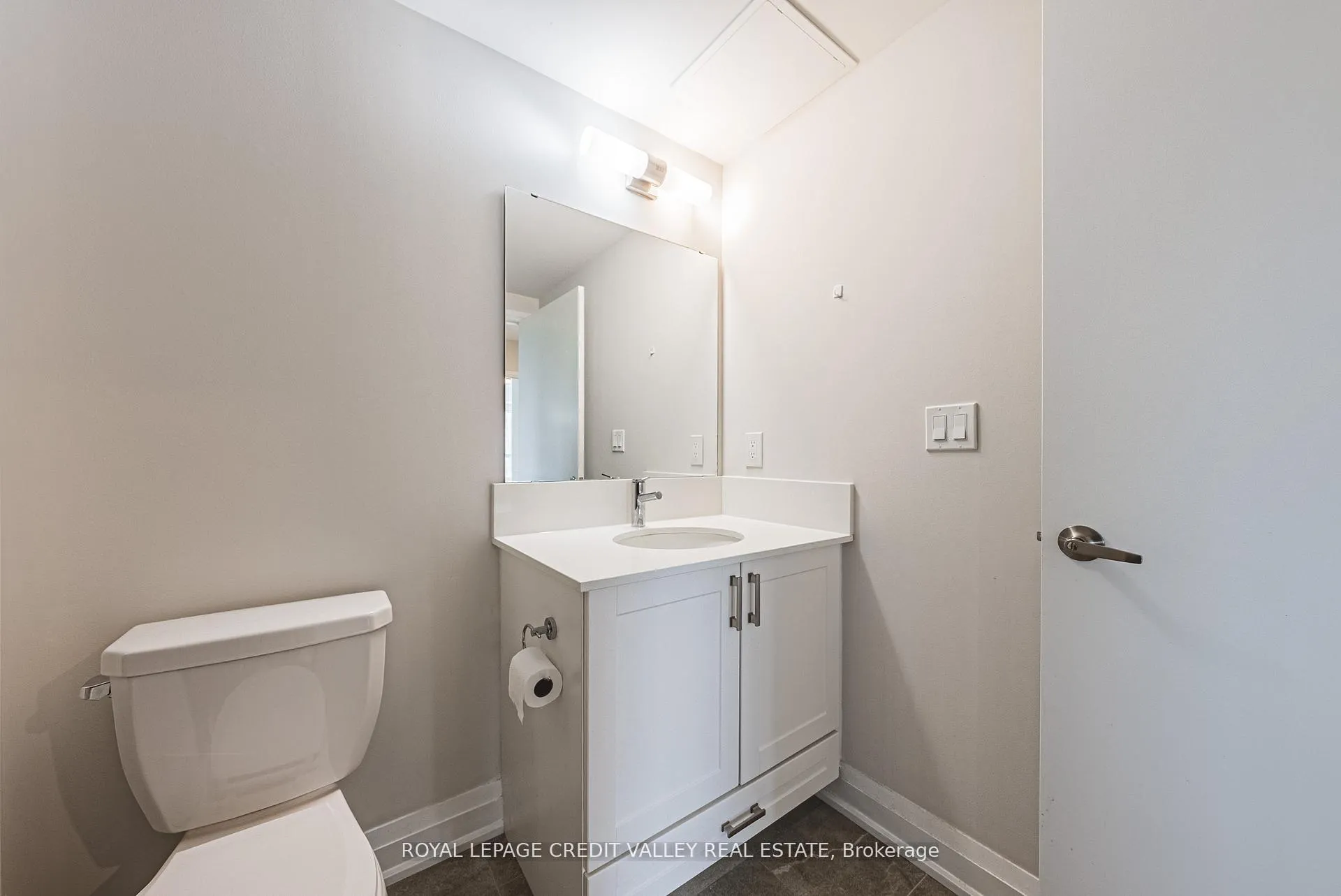 Photo 22 of Unit 317, 58 Lakeside Terrace, Barrie, Little Lake — HOMEH