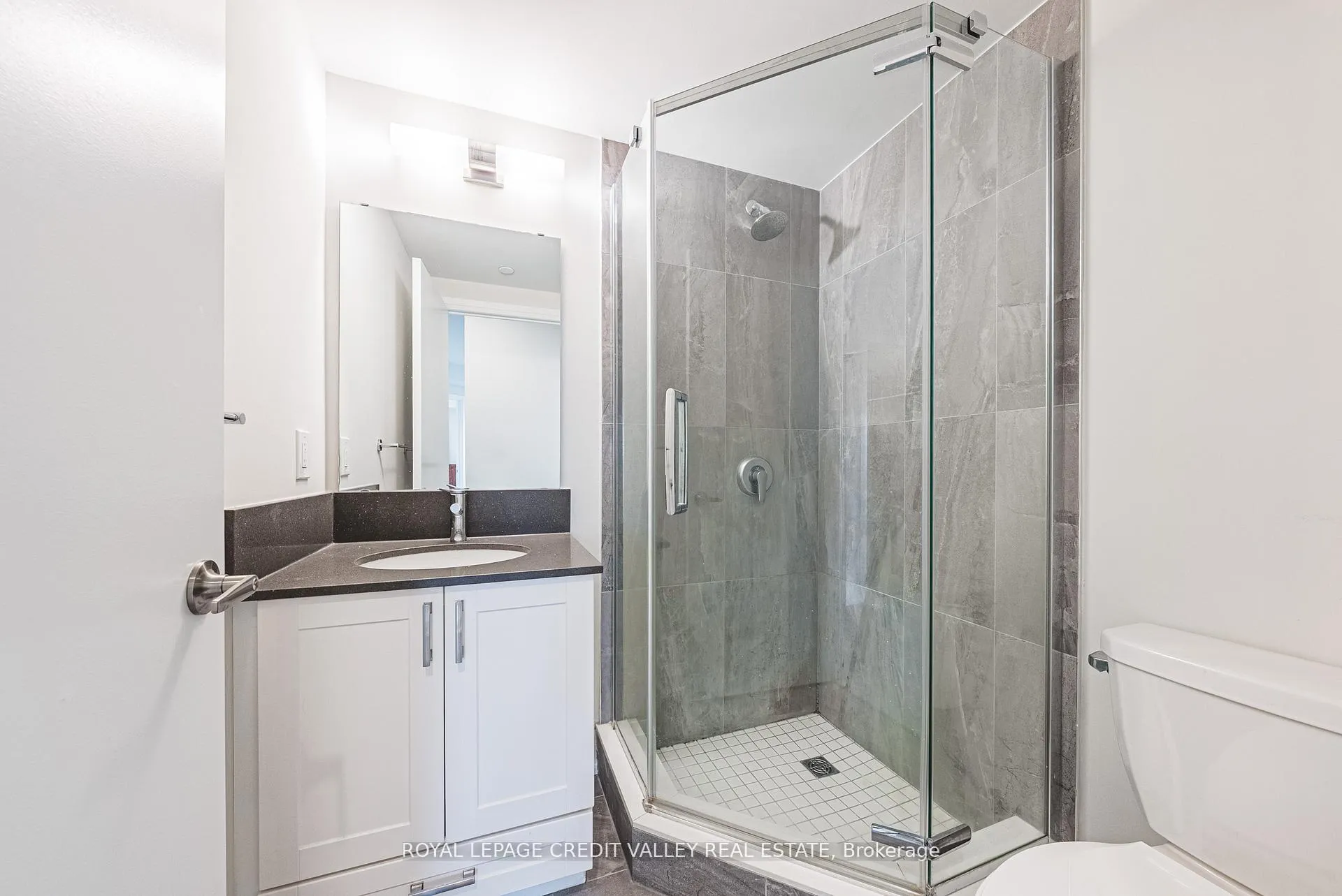 Photo 23 of Unit 317, 58 Lakeside Terrace, Barrie, Little Lake — HOMEH