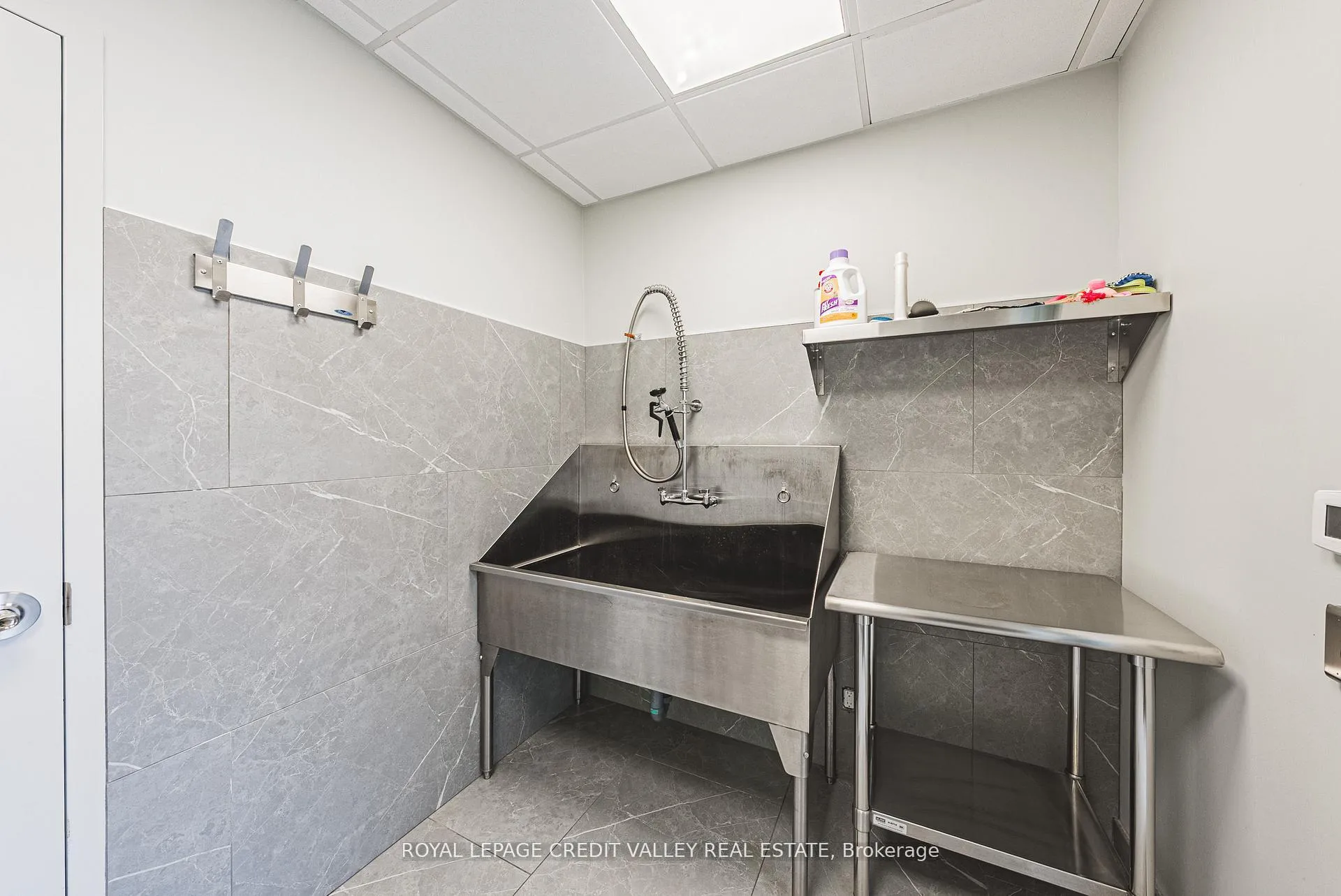 Photo 31 of Unit 317, 58 Lakeside Terrace, Barrie, Little Lake — HOMEH