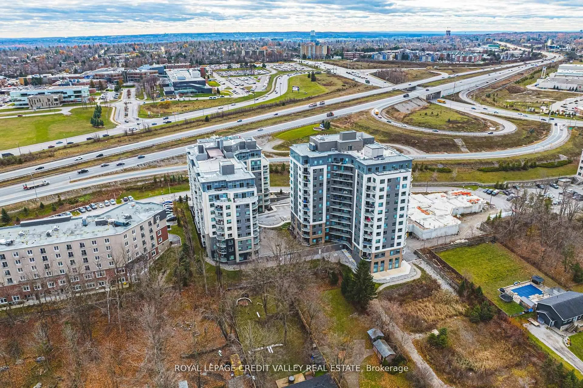 Photo 34 of Unit 317, 58 Lakeside Terrace, Barrie, Little Lake — HOMEH