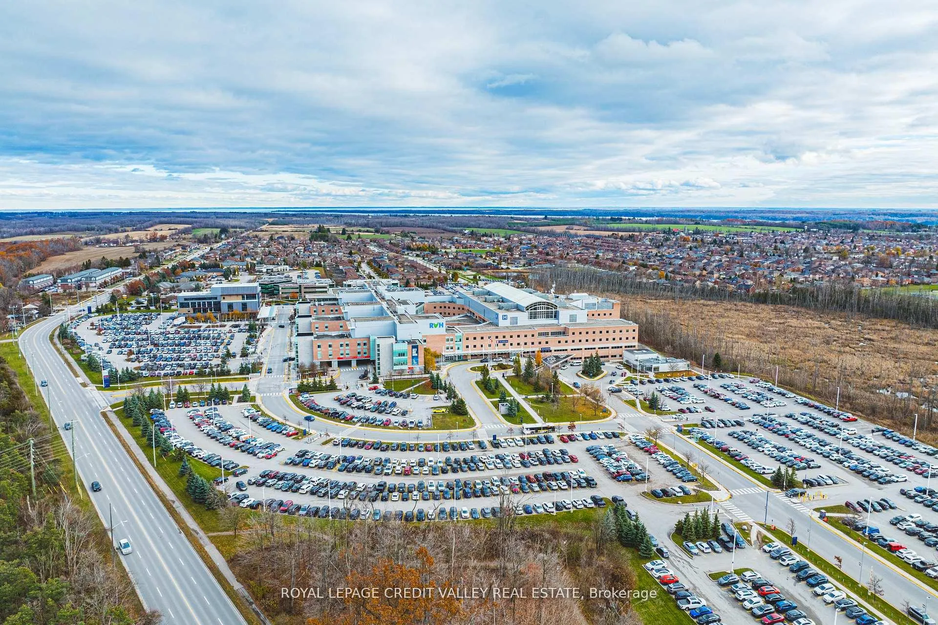 Photo 35 of Unit 317, 58 Lakeside Terrace, Barrie, Little Lake — HOMEH