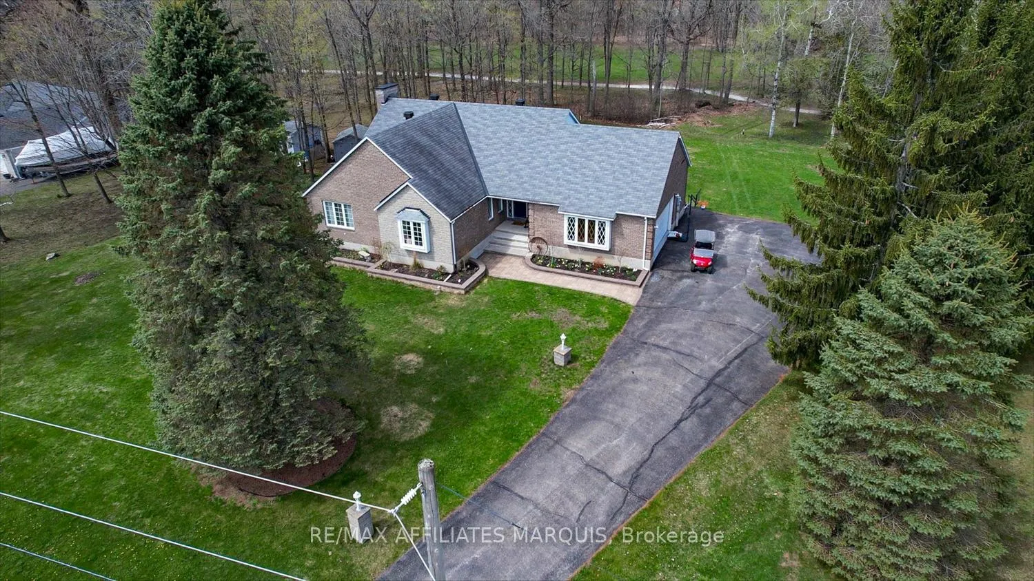 Photo 4 of 8 Tudor Circle, Rideau Lakes, Rideau Lakes (South Elmsley) Twp — HOMEH