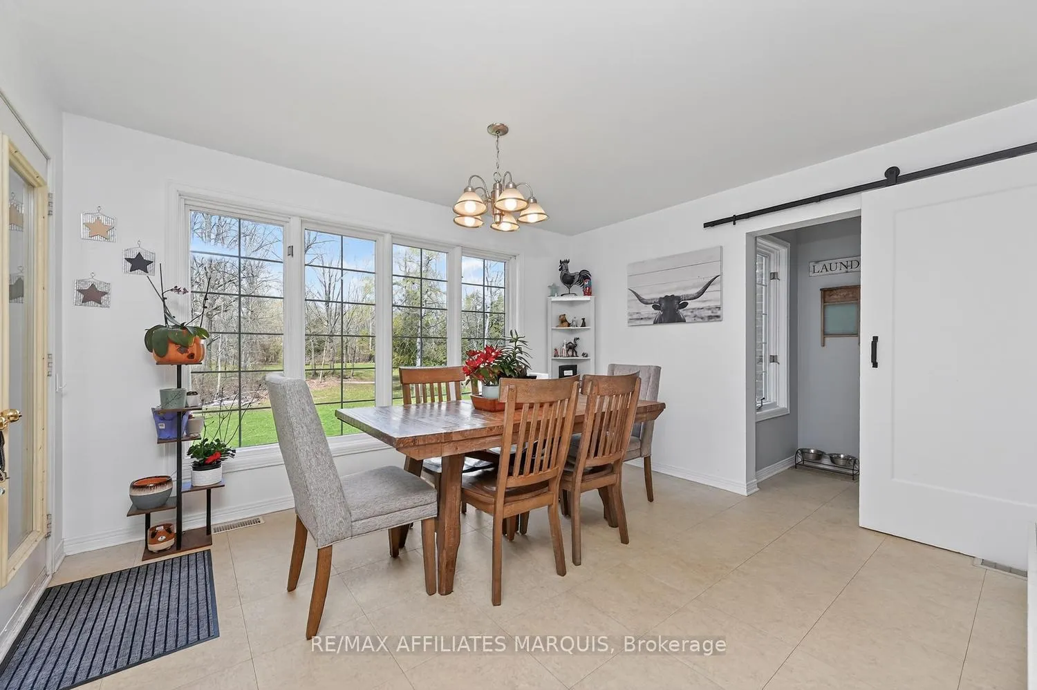 Photo 17 of 8 Tudor Circle, Rideau Lakes, Rideau Lakes (South Elmsley) Twp — HOMEH