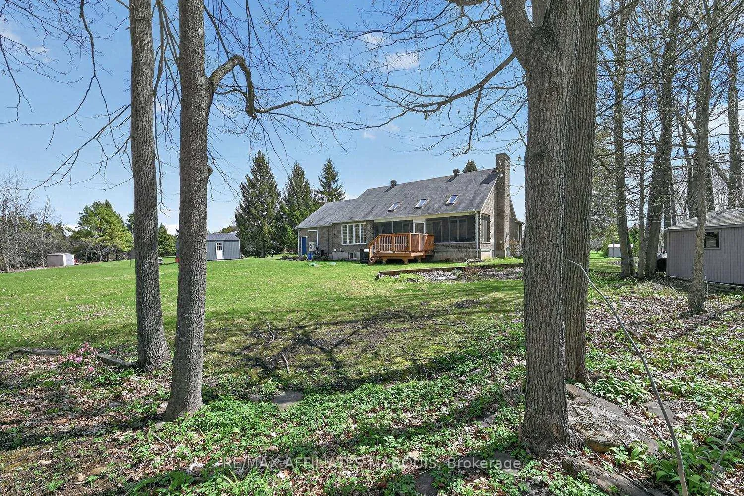 Photo 44 of 8 Tudor Circle, Rideau Lakes, Rideau Lakes (South Elmsley) Twp — HOMEH