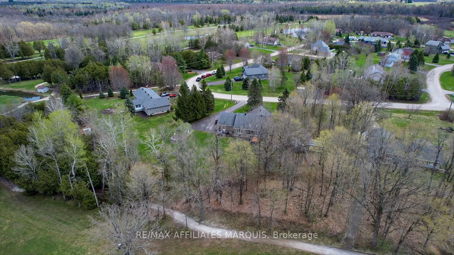 Photo 45 of 8 Tudor Circle, Rideau Lakes, Rideau Lakes (South Elmsley) Twp — HOMEH
