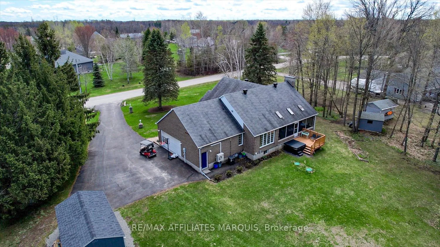 Photo 49 of 8 Tudor Circle, Rideau Lakes, Rideau Lakes (South Elmsley) Twp — HOMEH