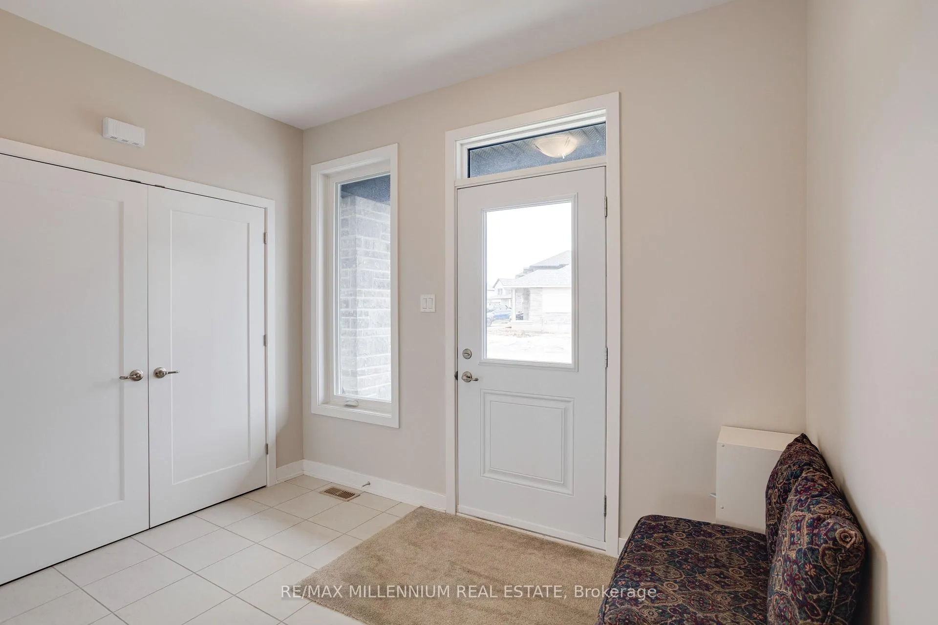 Photo 4 of 264 O'Donovan Drive, Carleton Place — HOMEH