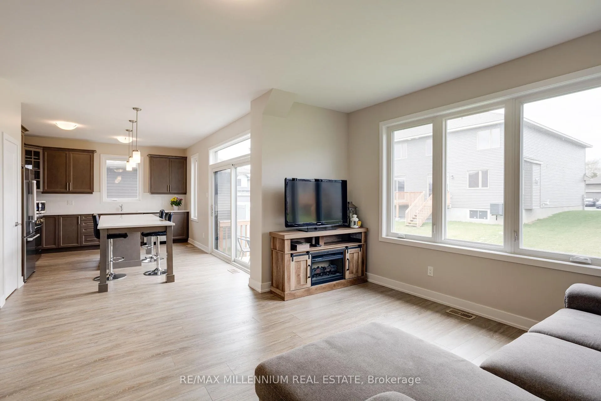 Photo 13 of 264 O'Donovan Drive, Carleton Place — HOMEH