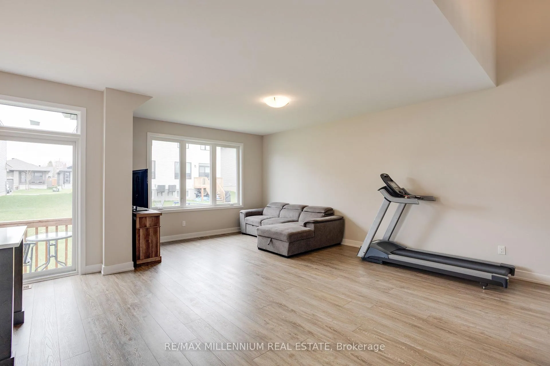 Photo 16 of 264 O'Donovan Drive, Carleton Place — HOMEH
