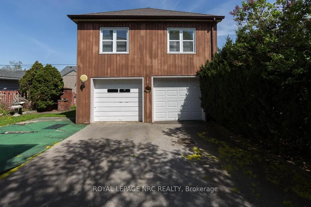 Photo 4 of 248 Wallace Avenue S, Welland, Lincoln/Crowland — HOMEH