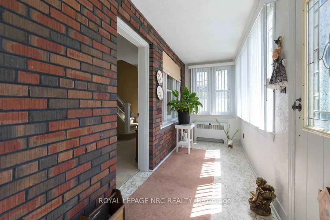 Photo 6 of 248 Wallace Avenue S, Welland, Lincoln/Crowland — HOMEH