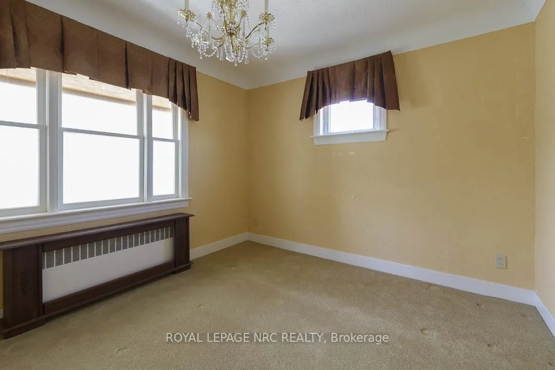 Photo 8 of 248 Wallace Avenue S, Welland, Lincoln/Crowland — HOMEH