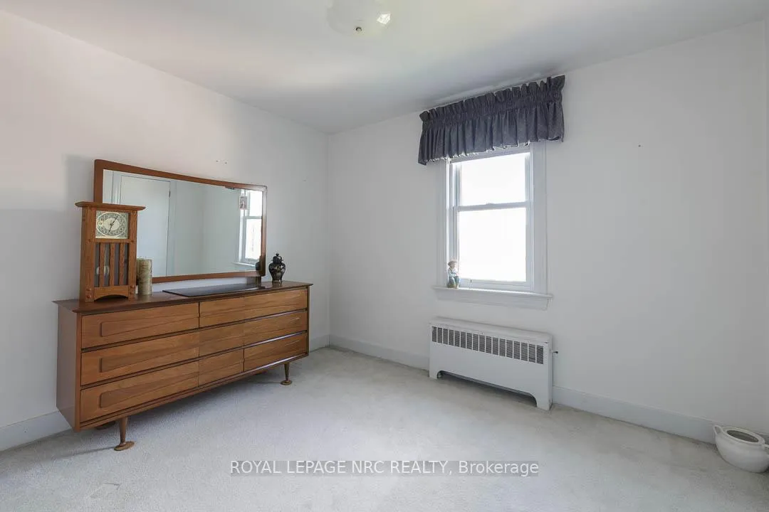 Photo 23 of 248 Wallace Avenue S, Welland, Lincoln/Crowland — HOMEH