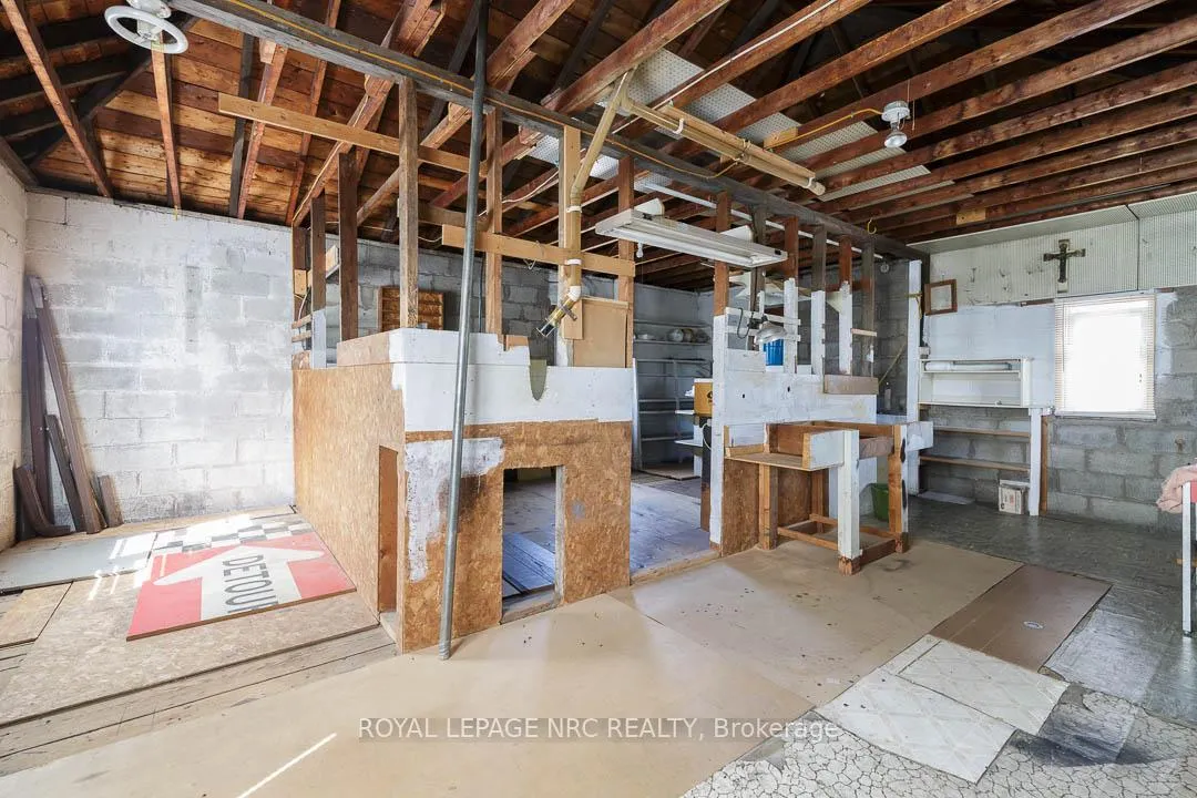 Photo 35 of 248 Wallace Avenue S, Welland, Lincoln/Crowland — HOMEH