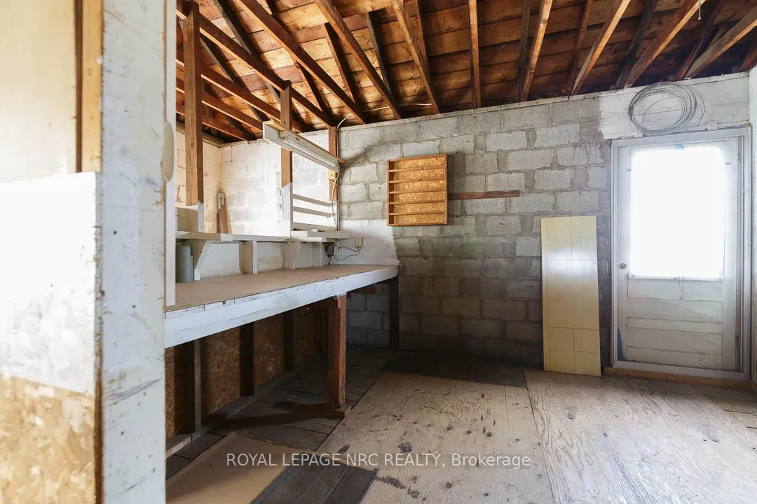 Photo 36 of 248 Wallace Avenue S, Welland, Lincoln/Crowland — HOMEH