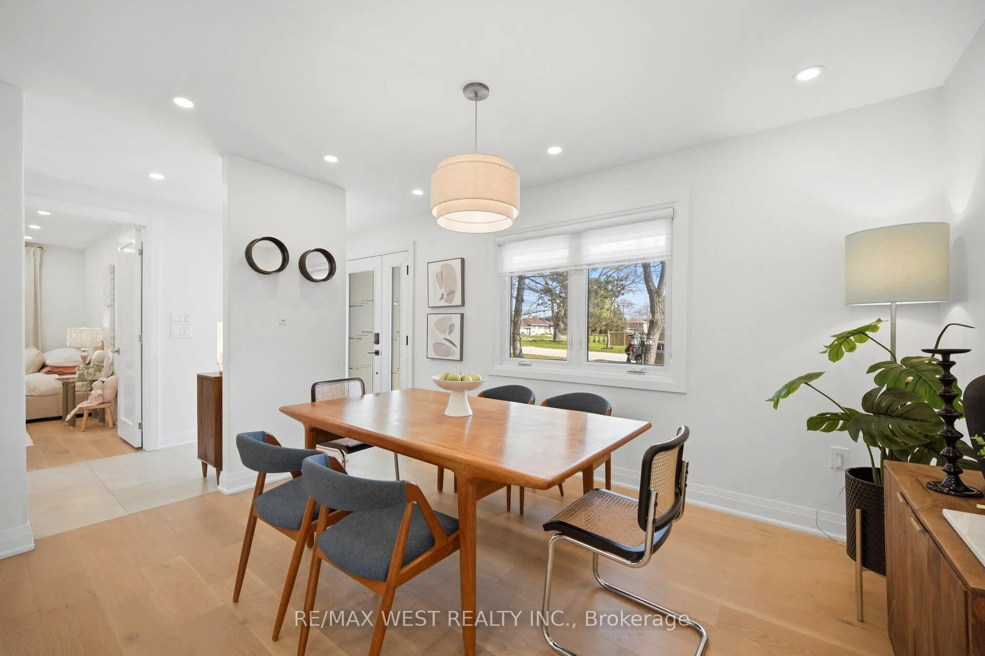 Photo 13 of 4 Avon Court, Whitby, Williamsburg — HOMEH