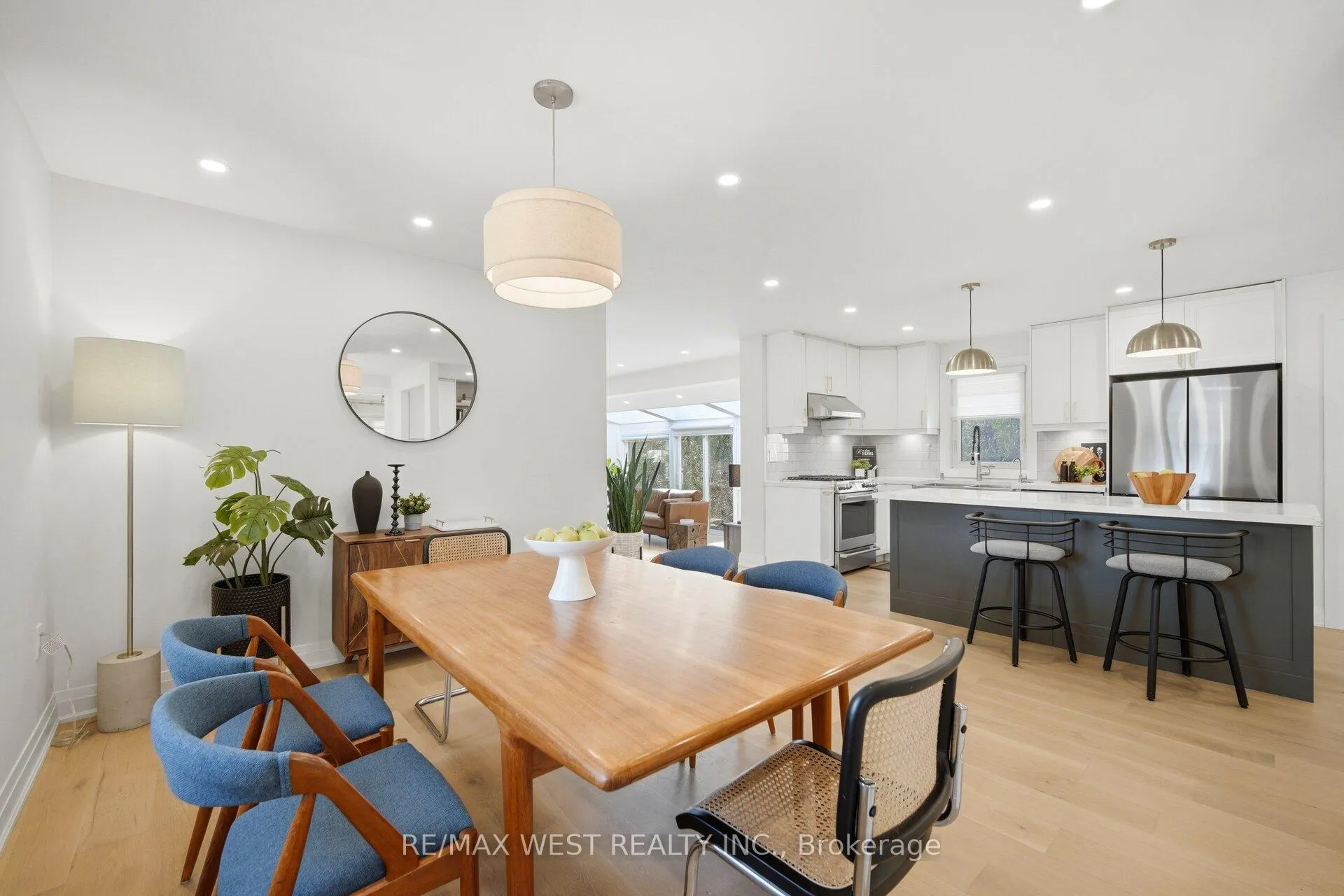 Photo 14 of 4 Avon Court, Whitby, Williamsburg — HOMEH