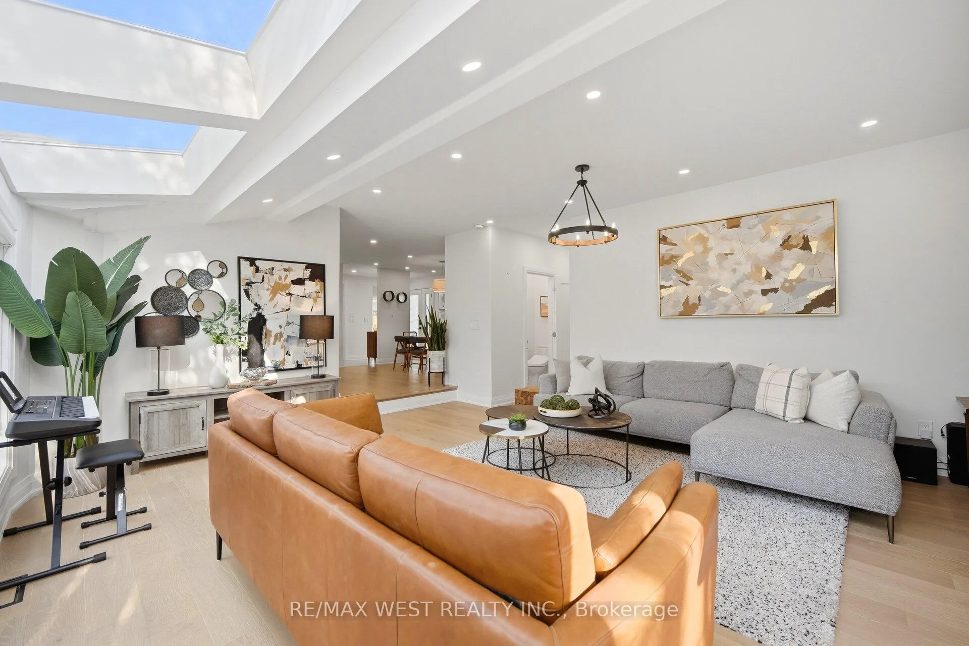 Photo 18 of 4 Avon Court, Whitby, Williamsburg — HOMEH
