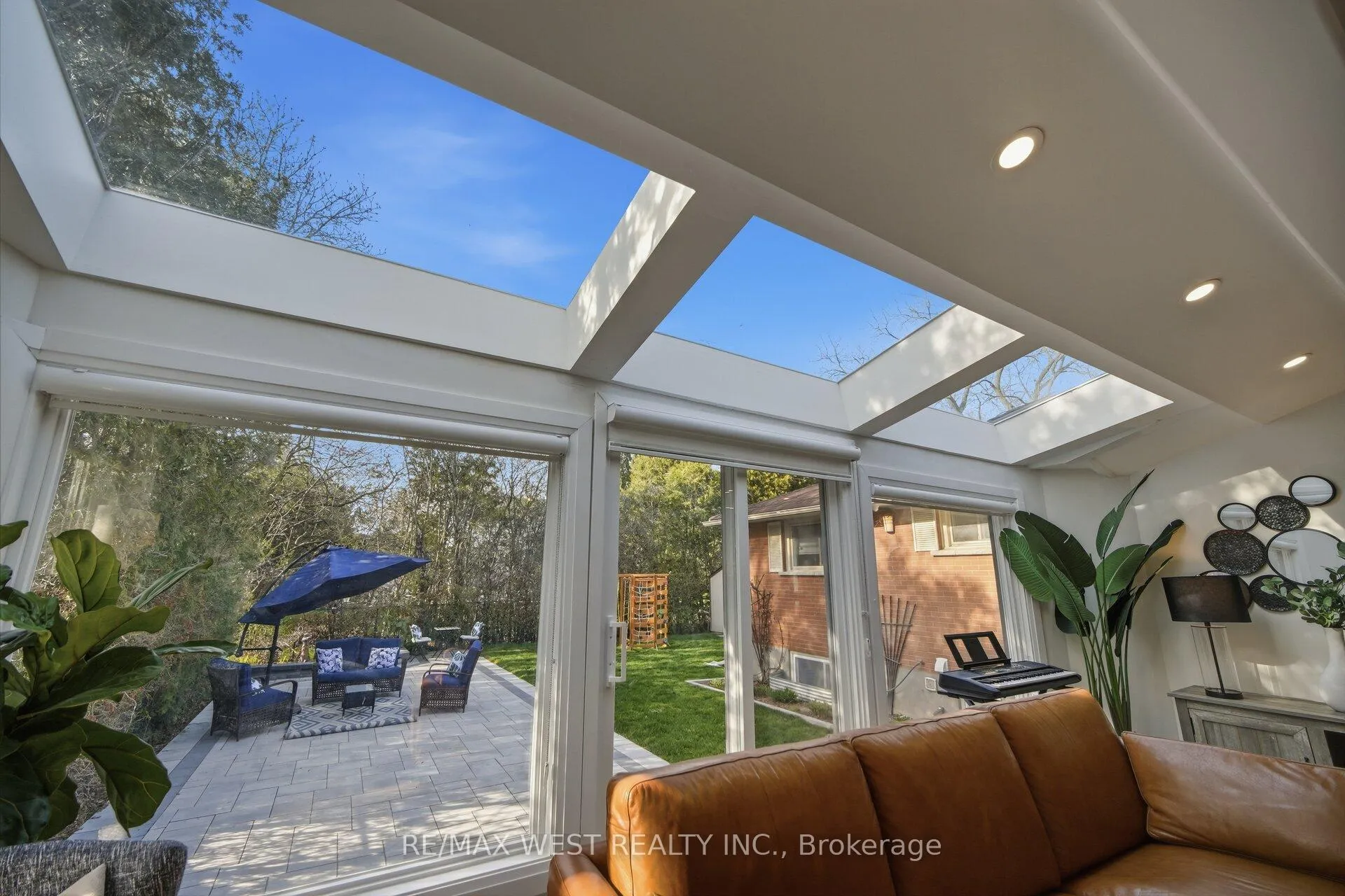 Photo 19 of 4 Avon Court, Whitby, Williamsburg — HOMEH