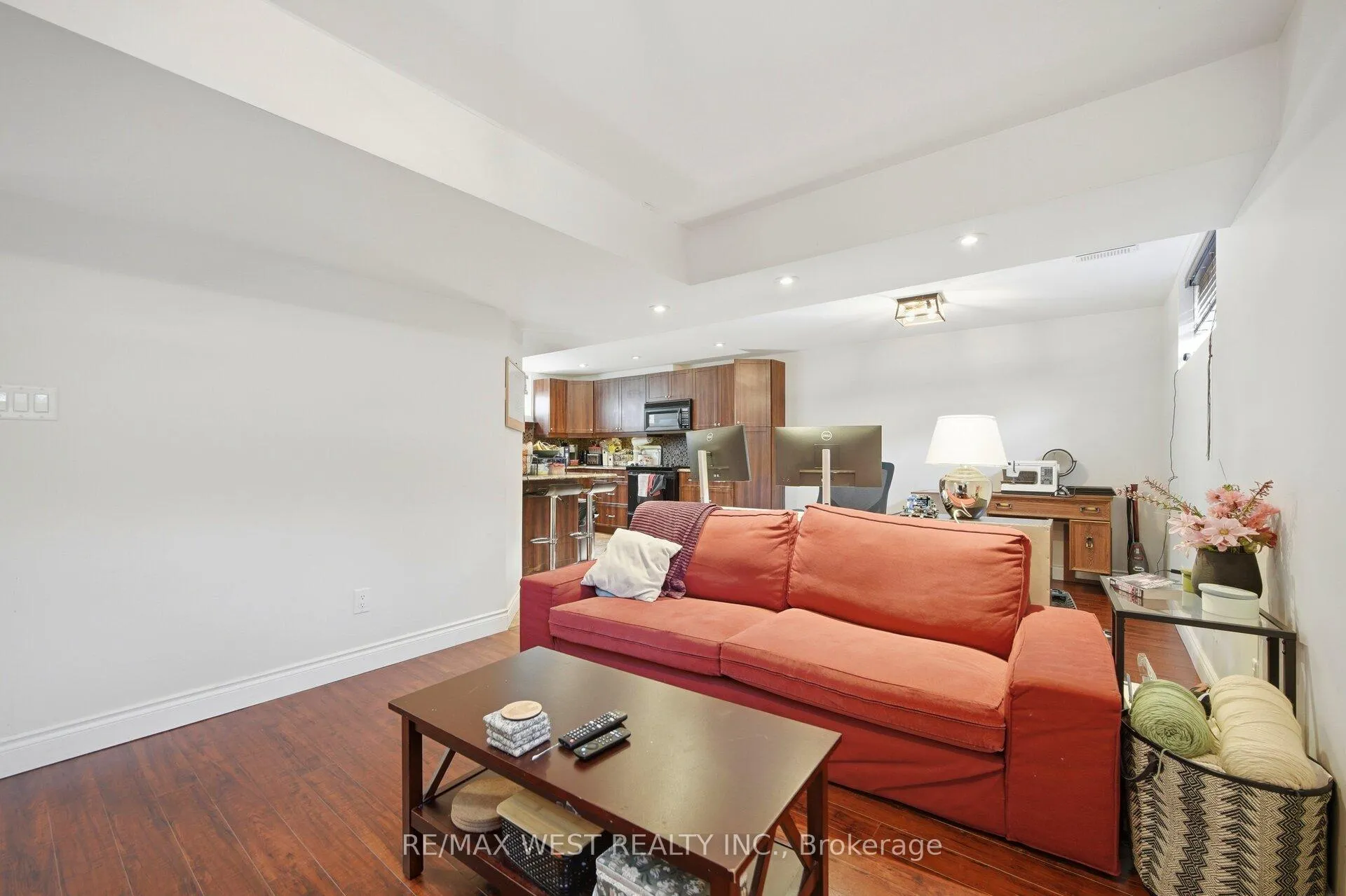 Photo 36 of 4 Avon Court, Whitby, Williamsburg — HOMEH