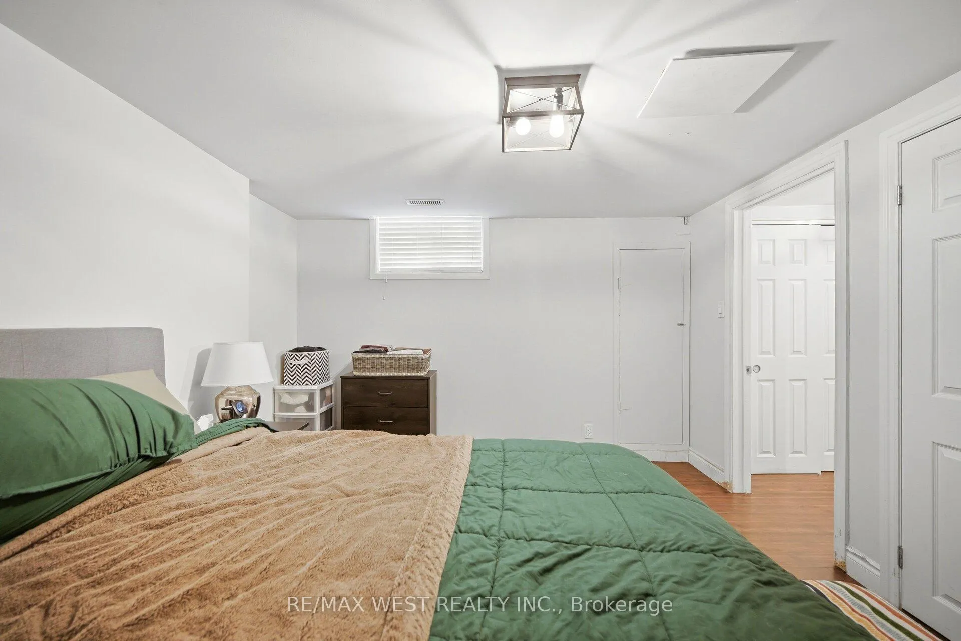 Photo 41 of 4 Avon Court, Whitby, Williamsburg — HOMEH