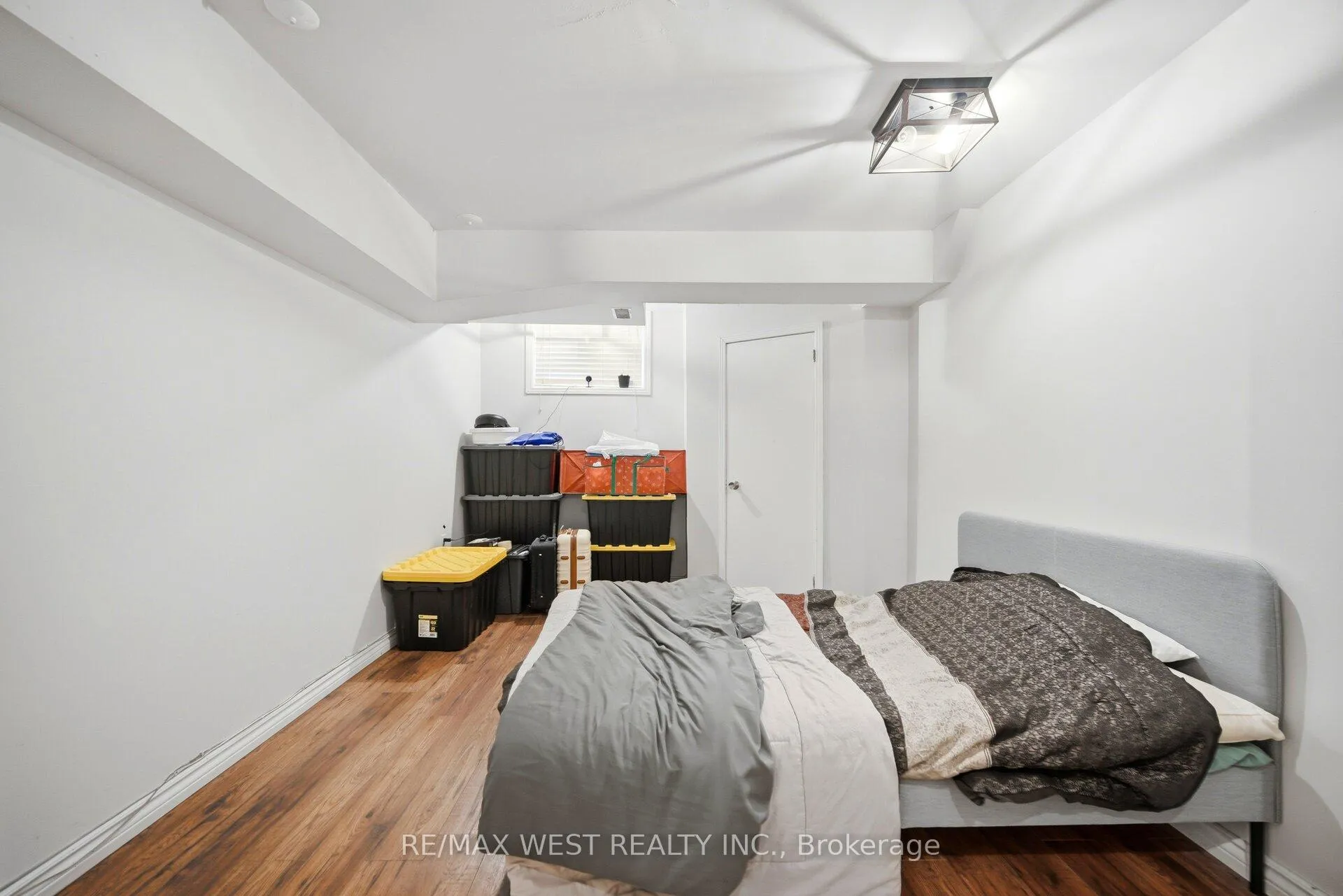 Photo 42 of 4 Avon Court, Whitby, Williamsburg — HOMEH