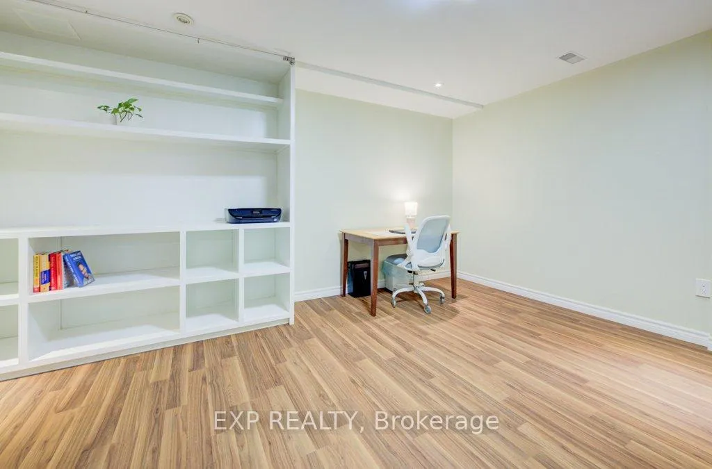 Photo 23 of Unit 34, 180 Marksam Road, Guelph, Willow West/Sugarbush/West Acres — HOMEH