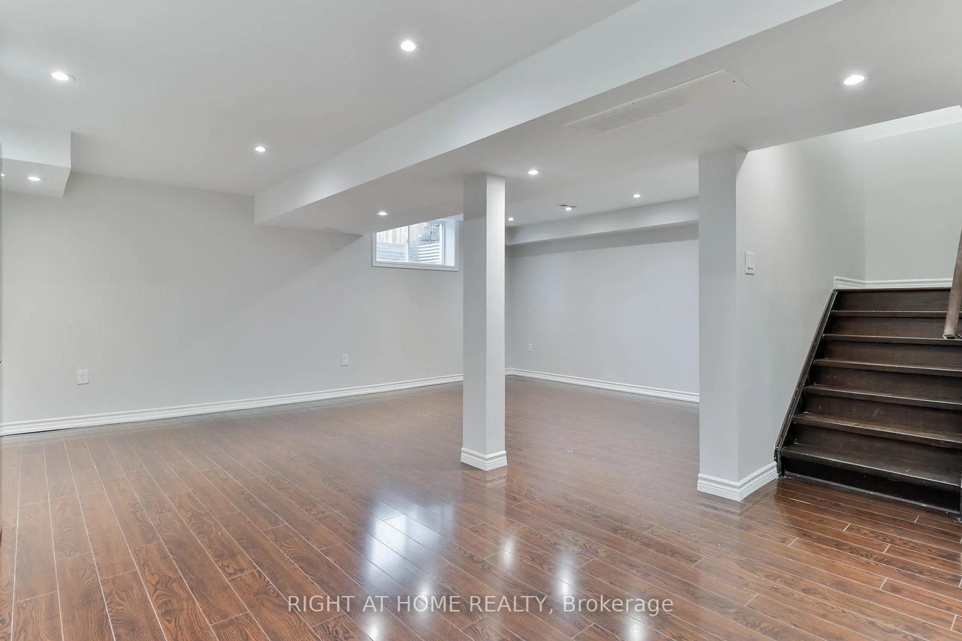 Photo 11 of Unit Bsmt, 186 Cosgrove Drive, Oshawa, Windfields — HOMEH