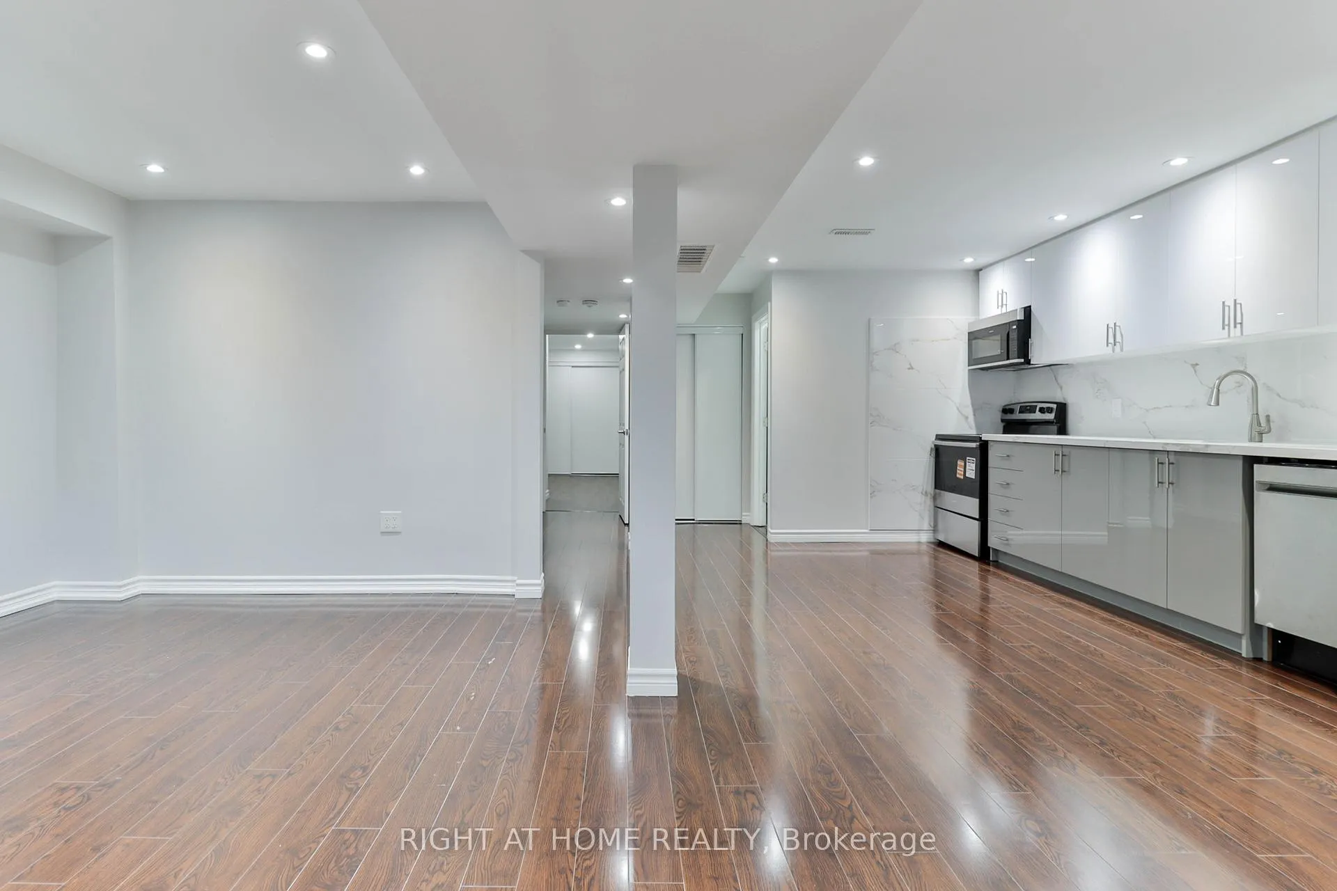 Photo 14 of Unit Bsmt, 186 Cosgrove Drive, Oshawa, Windfields — HOMEH