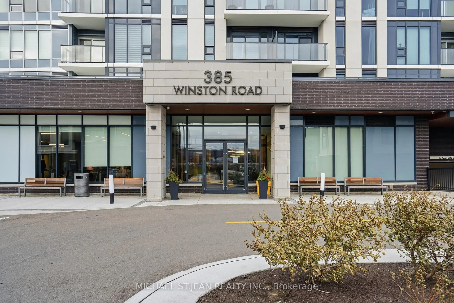 Photo 3 of Unit 402, 385 Winston Road, Grimsby, Grimsby Beach — HOMEH
