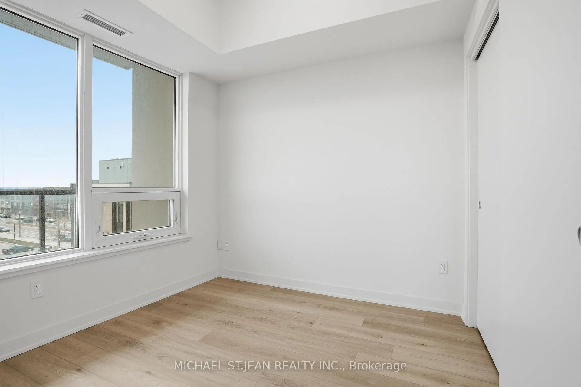 Photo 20 of Unit 402, 385 Winston Road, Grimsby, Grimsby Beach — HOMEH