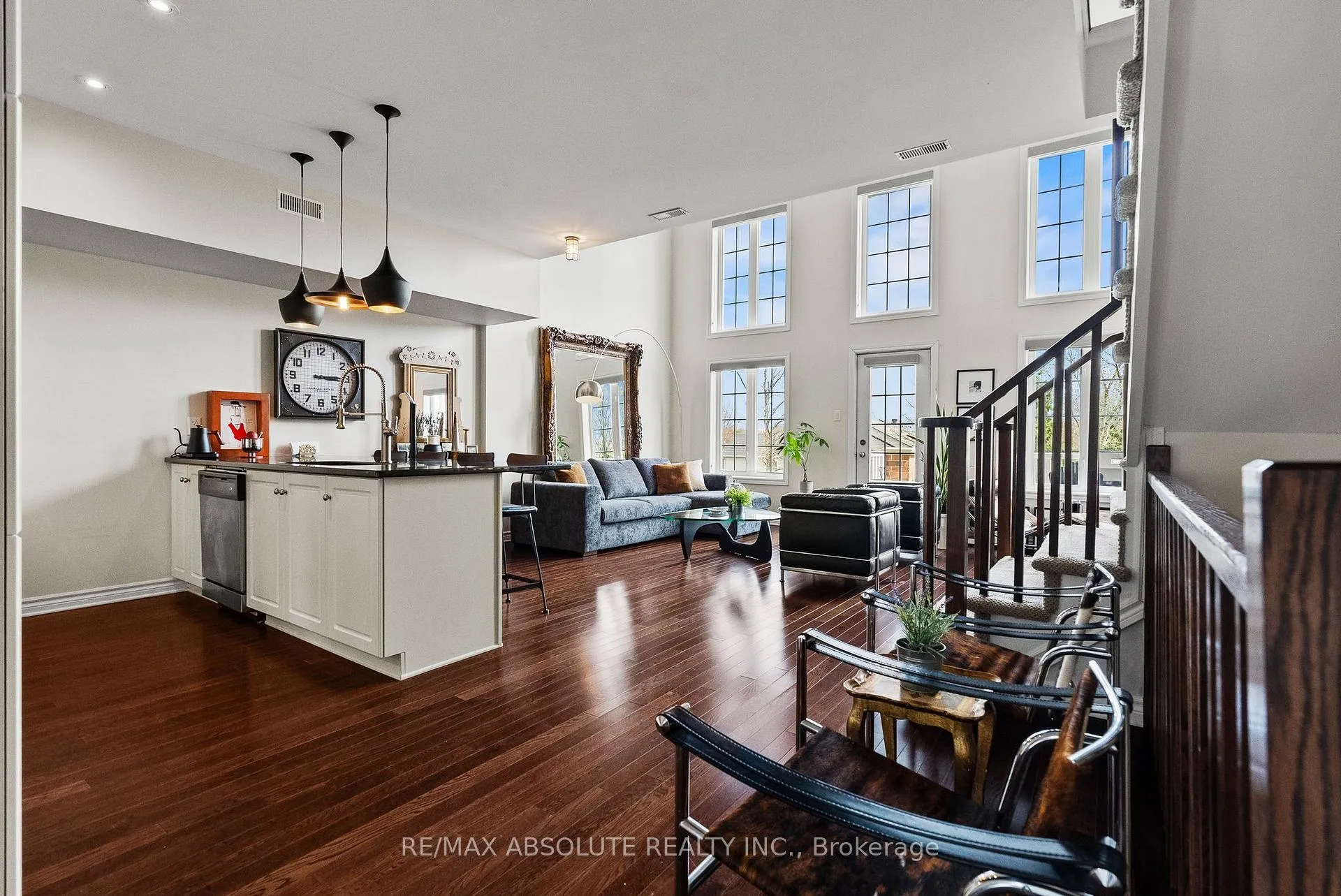 Photo 4 of 52 Edenvale Drive, Ottawa, Kanata - Beaverbrook — HOMEH