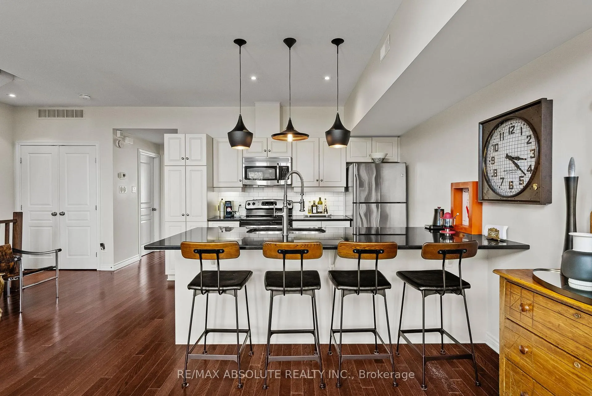 Photo 16 of 52 Edenvale Drive, Ottawa, Kanata - Beaverbrook — HOMEH