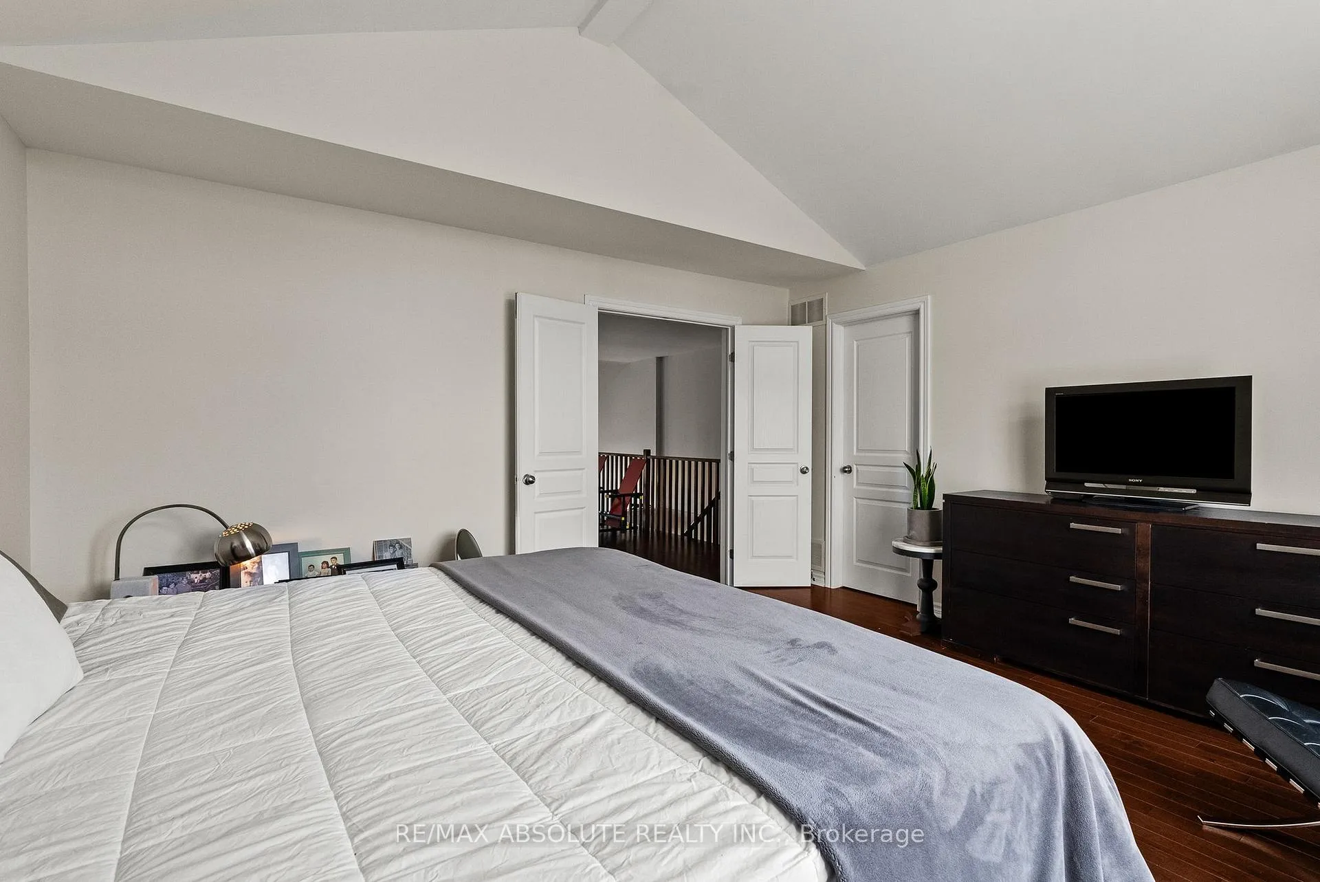 Photo 32 of 52 Edenvale Drive, Ottawa, Kanata - Beaverbrook — HOMEH