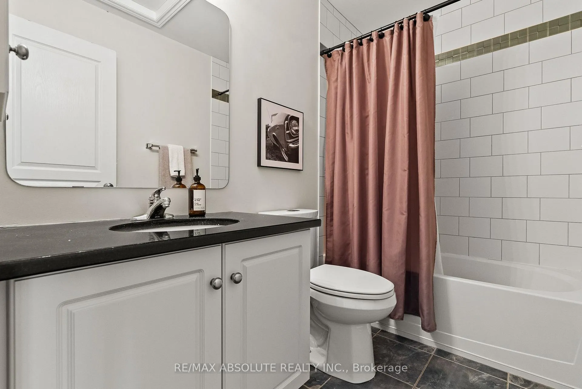 Photo 33 of 52 Edenvale Drive, Ottawa, Kanata - Beaverbrook — HOMEH