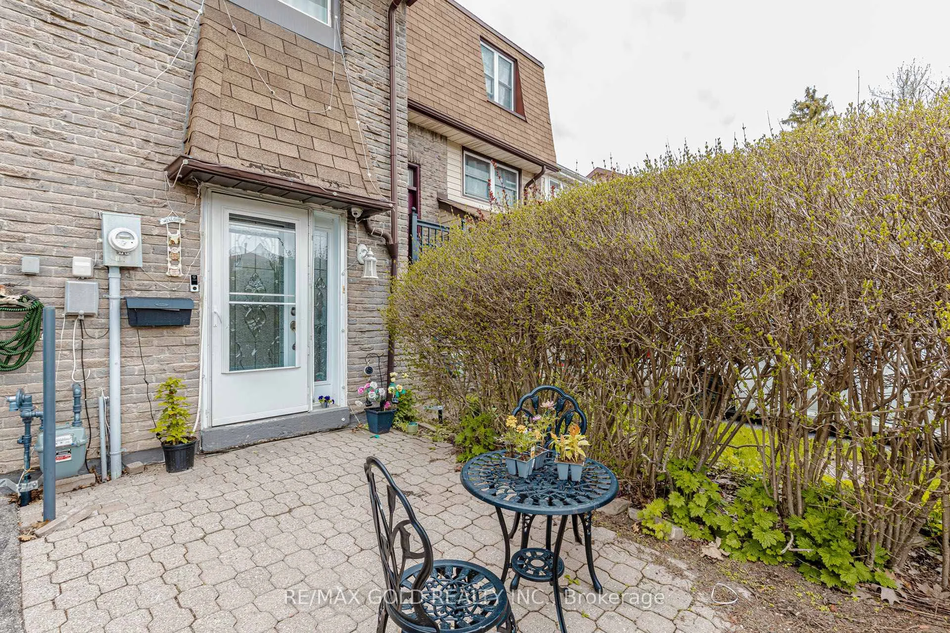 Photo 3 of 27 Fanshawe Drive, Brampton, Heart Lake West — HOMEH