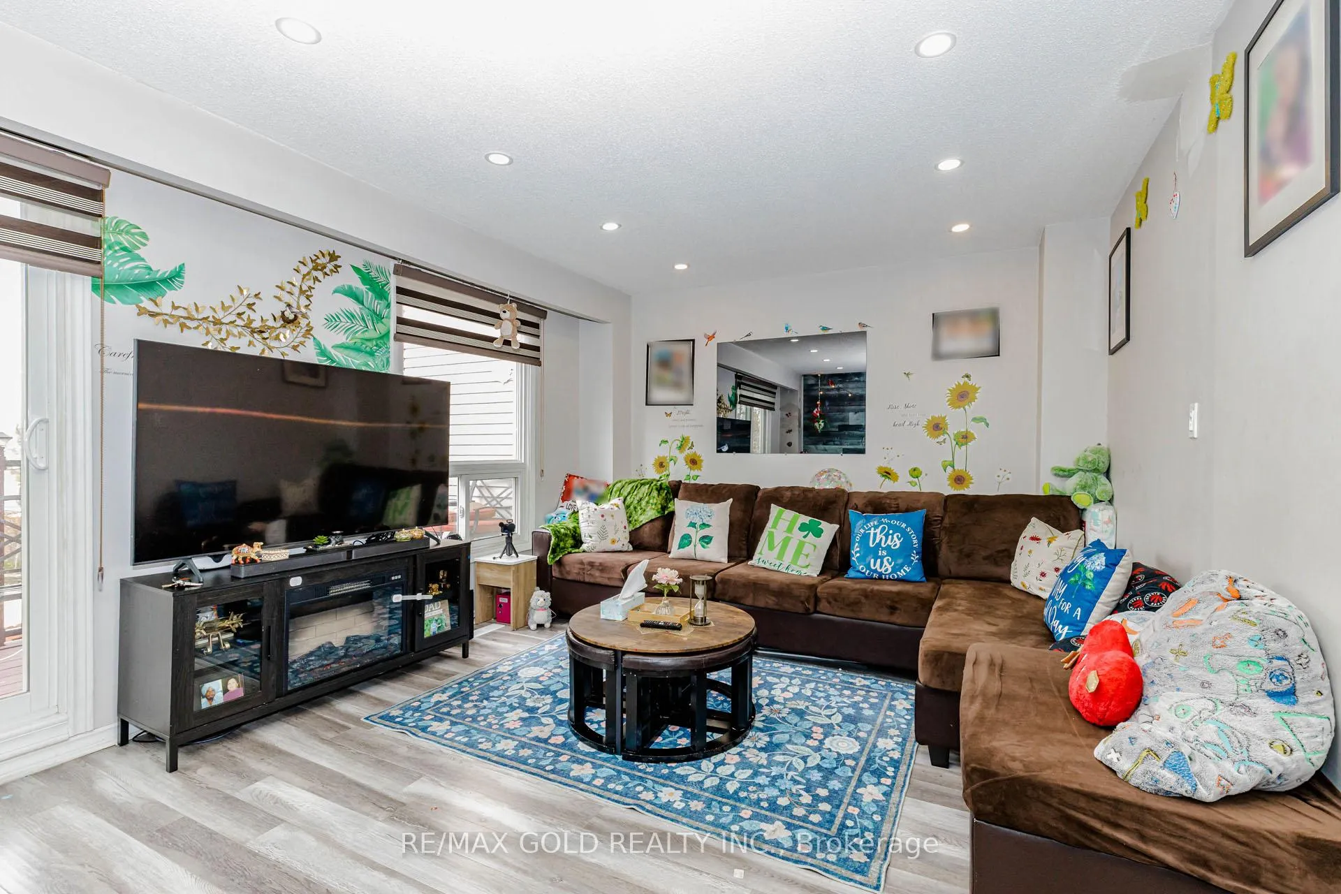 Photo 15 of 27 Fanshawe Drive, Brampton, Heart Lake West — HOMEH