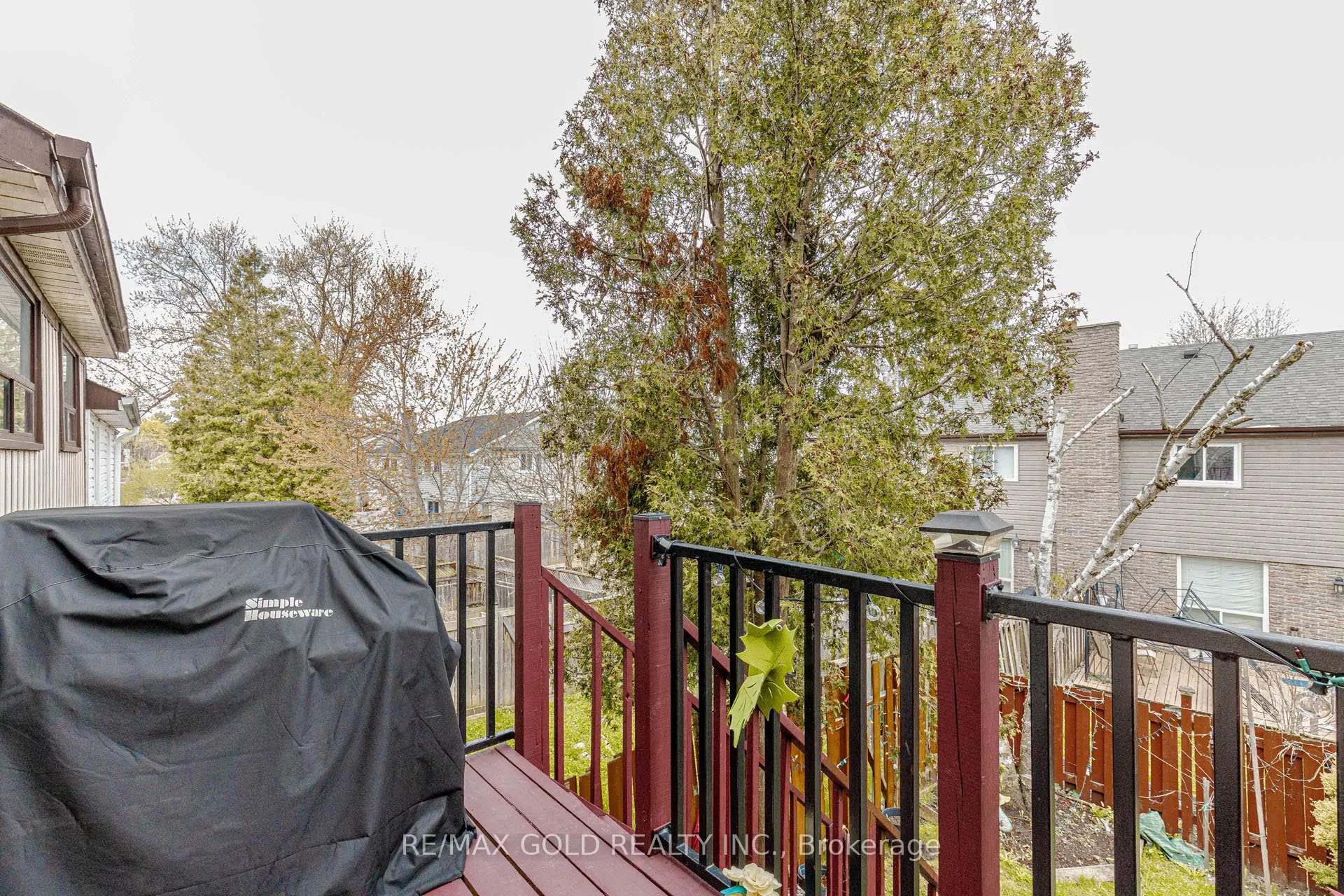 Photo 18 of 27 Fanshawe Drive, Brampton, Heart Lake West — HOMEH
