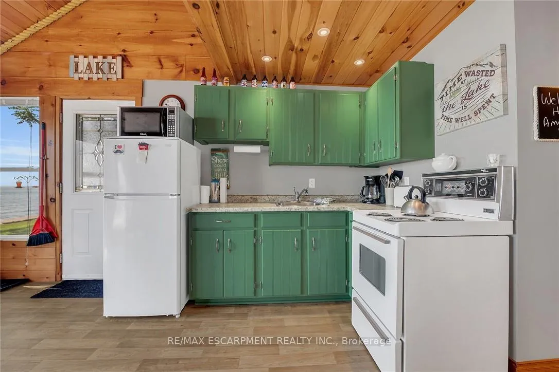 Photo 7 of 803 Sandy Bay Road, Haldimand, Dunnville — HOMEH