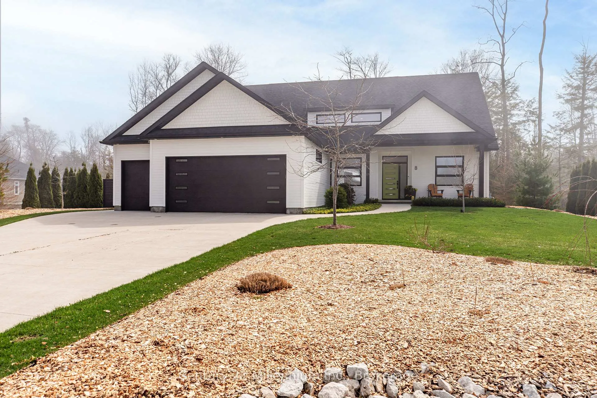 Photo 1 of 8 Sunset Place, Huron-Kinloss — HOMEH