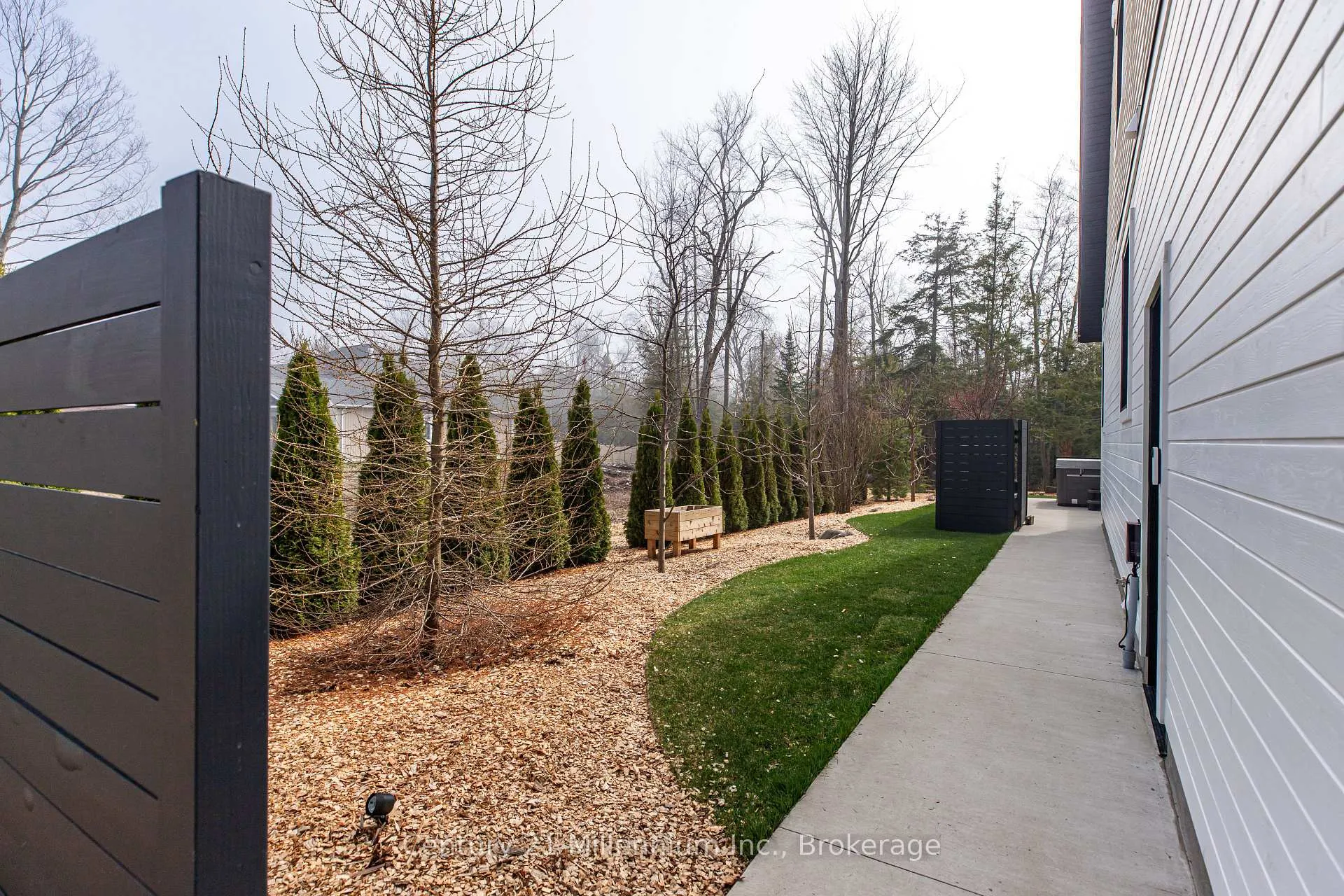 Photo 45 of 8 Sunset Place, Huron-Kinloss — HOMEH