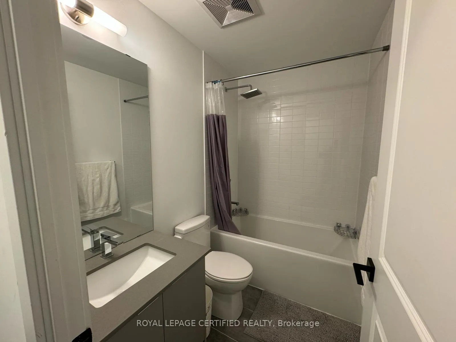 Photo 3 of Unit 608, 2481 Taunton Road, Oakville, River Oaks — HOMEH