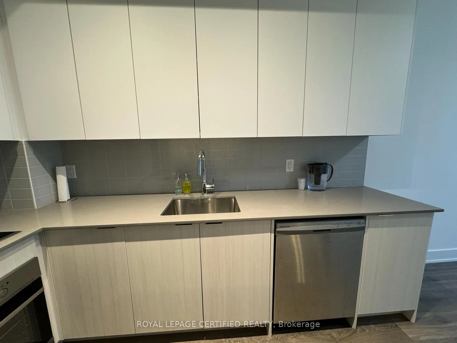 Photo 9 of Unit 608, 2481 Taunton Road, Oakville, River Oaks — HOMEH