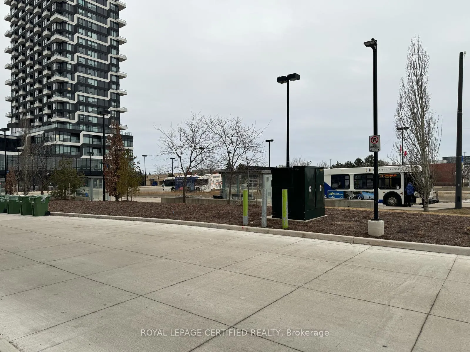 Photo 21 of Unit 608, 2481 Taunton Road, Oakville, River Oaks — HOMEH