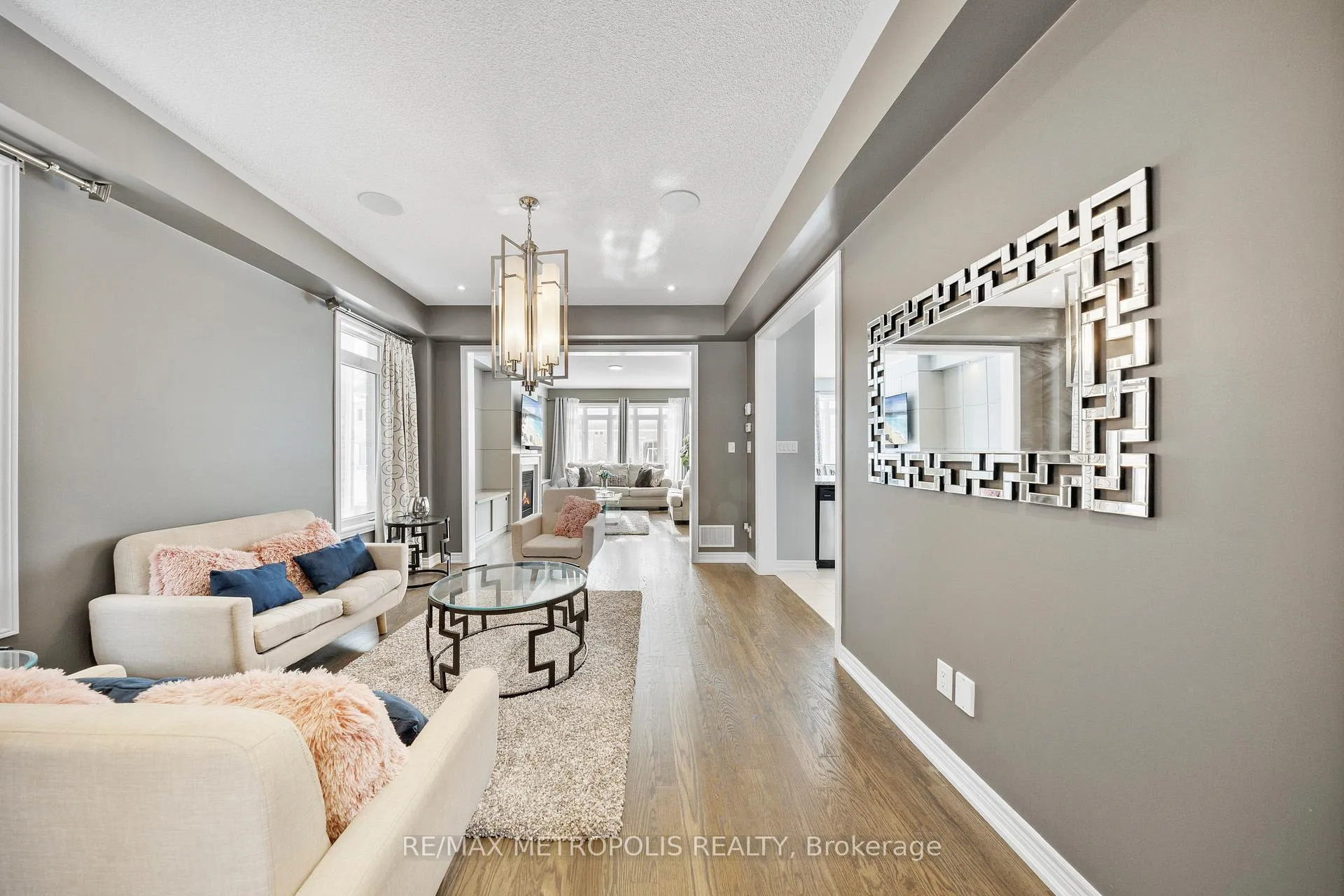 Photo 12 of 118 Lorne Thomas Place, New Tecumseth, Rural New Tecumseth — HOMEH