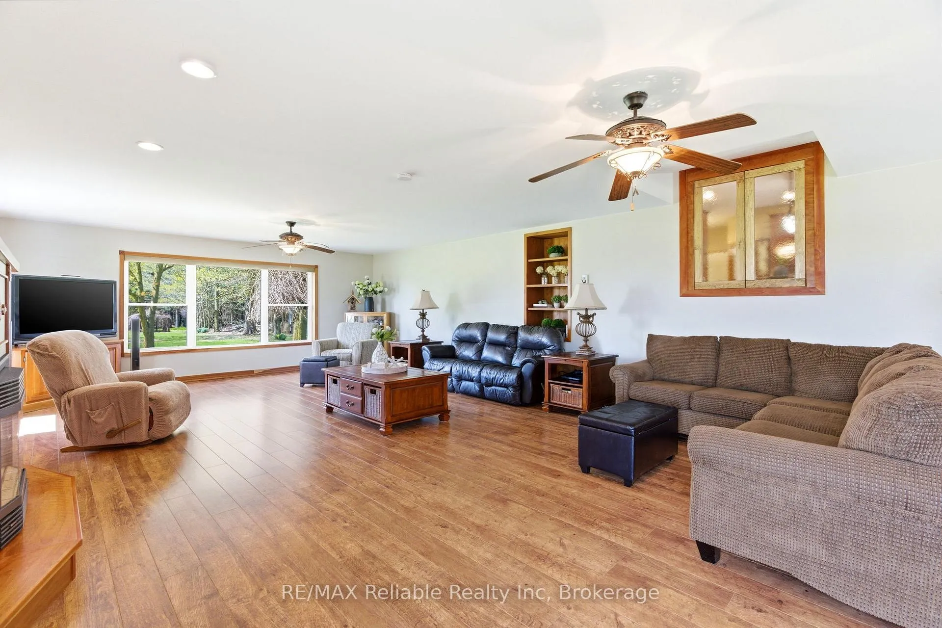 Photo 10 of 42308 Blyth Road, Huron East, Grey — HOMEH